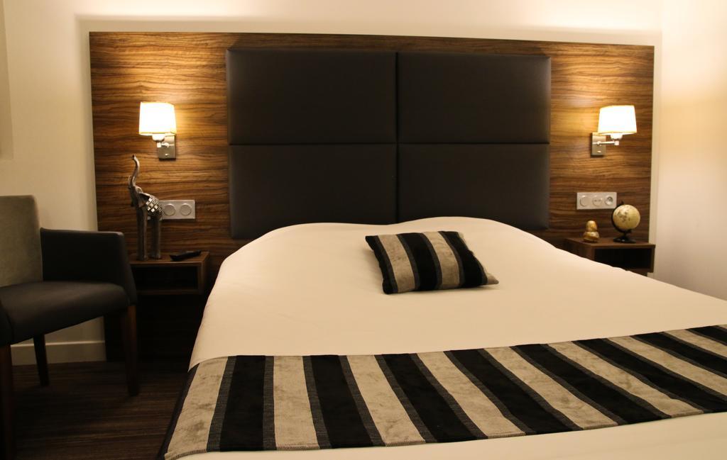 Kyriad Bordeaux - Merignac Aeroport Room photo